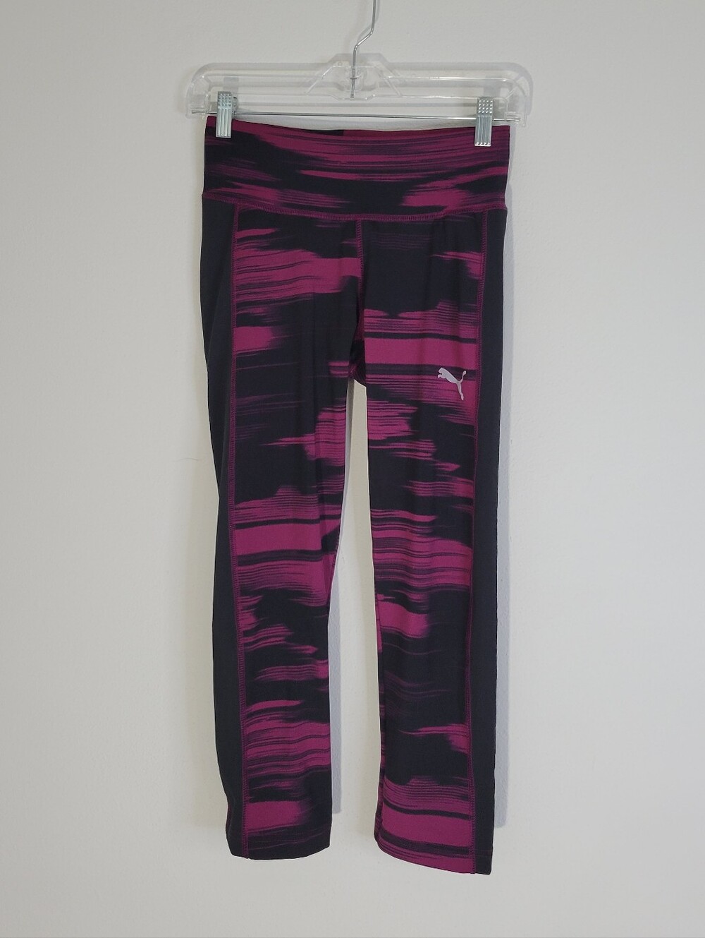 Puma Girls' Pink‎ & Black Performance Leggings Women Size M.